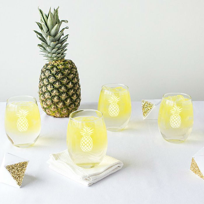 pineapples-wine-glasses-buzzfeed